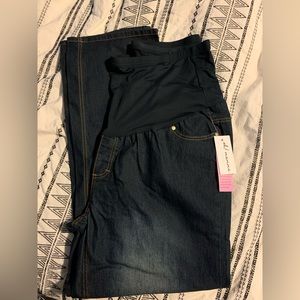 BNWT Full panel Maternity jeans